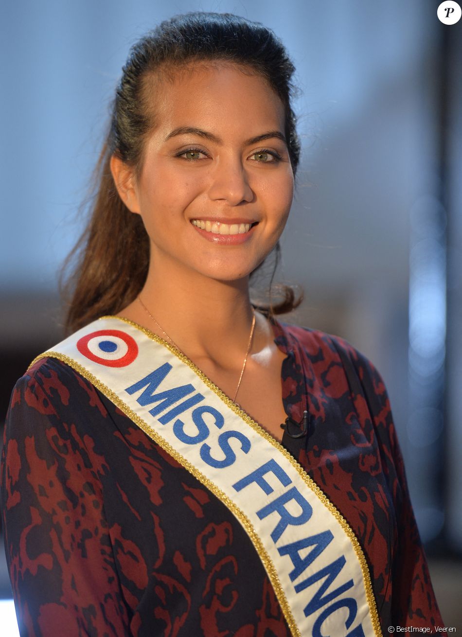 Exclusif - Vaimalama Chaves, Miss France 2019 - Enregistrement des émissions "Animaux Stars" présentées par Bernard Montiel. Le 13 mars 2019 © Veeren / Bestimage