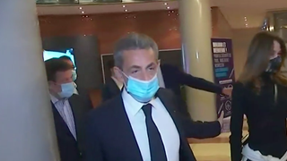 Nicolas Sarkozy, soutenu par Carla Bruni au JT de TF1 : "On me reproche des faits que je n'ai pas commis"