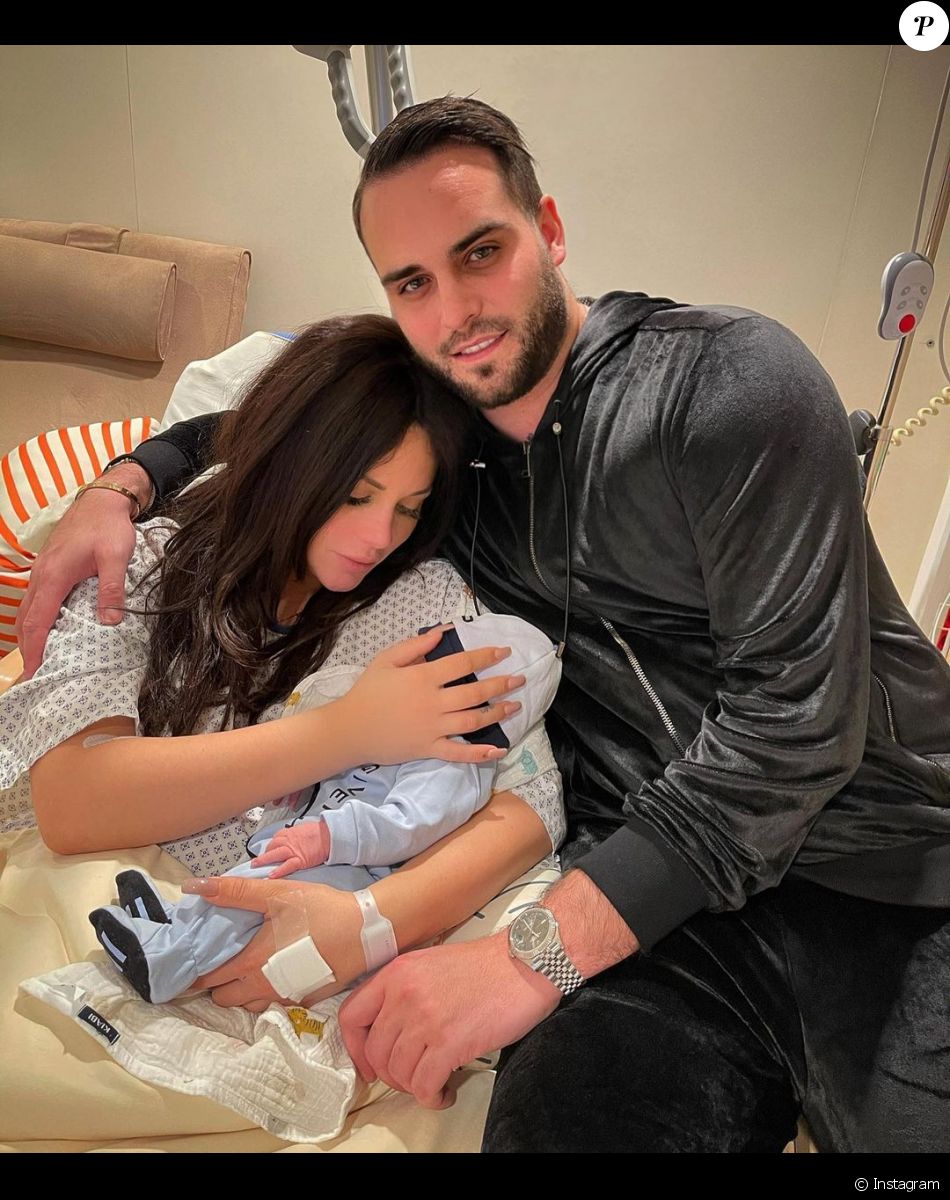 Nikola Lozina et Laura Lempika annonce la naissance de Zlatan, le 12 décembre 2020
