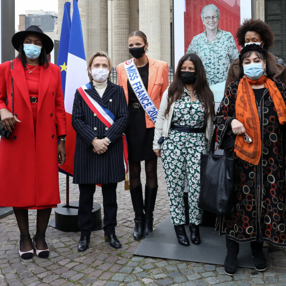 Florence Berthout, Amandine Petit, Rachel Khan et Marlène Schiappa - Inauguration de l'exposition "109 Mariannes" à Paris. Le 4 mars 2021. © Stéphane Lemouton/Bestimage