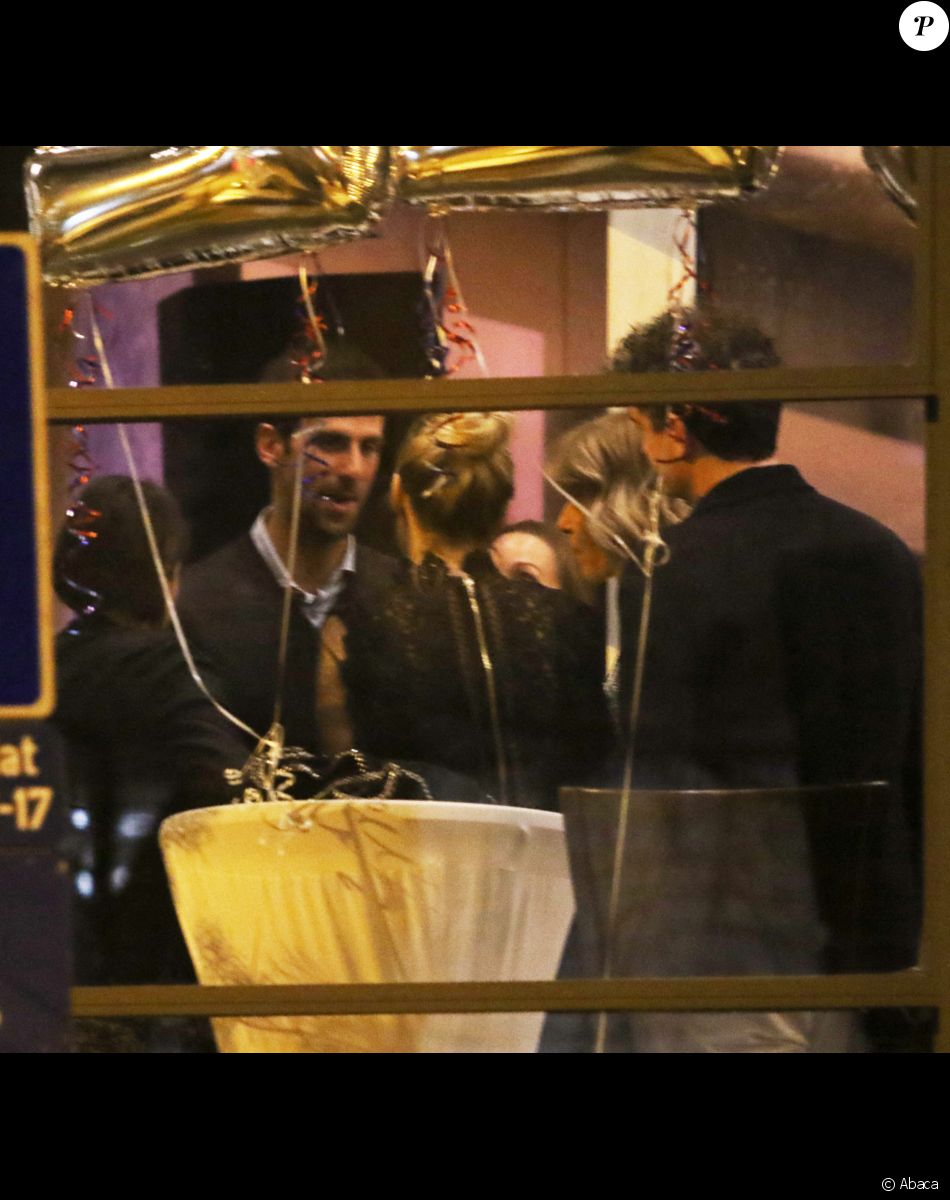 Novak Djokovic fête sa victoire à l'Open d'Australie dans son restaurant à Belgrade. Le 19 février 2020.