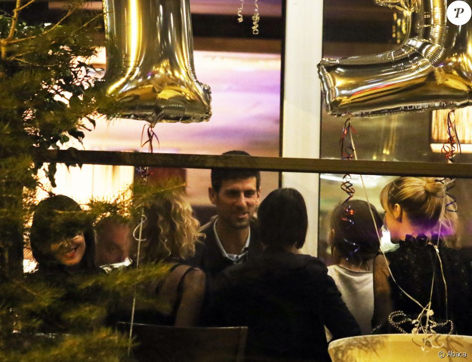 Novak Djokovic fête sa victoire à l'Open d'Australie dans son restaurant à Belgrade. Le 19 février 2020.