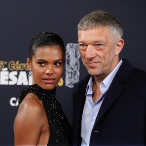 Vincent Cassel et sa femme Tina Kunakey lors du photocall lors de la 45ème cérémonie des César à la salle Pleyel à Paris © Dominique Jacovides / Olivier Borde / Bestimage