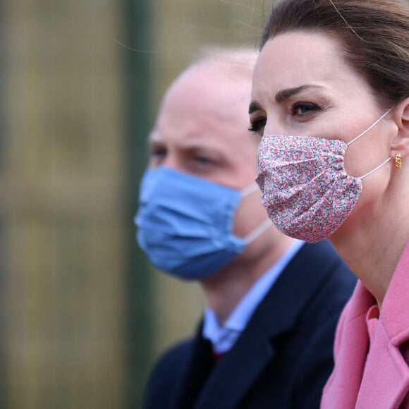 Le prince William, duc de Cambridge, et Kate Middleton, duchesse de Cambridge, visitent l'école "School 21" à Londres, le 11 mars 2021.