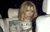 Courtney Love est tombée à 44 kilos, elle dévoile ses ennuis de santé