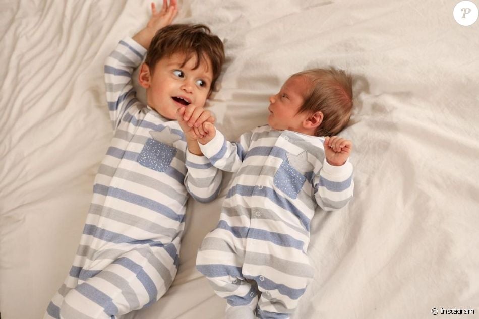 Jesta Hillmann dévoile une photo de ses deux fils Juliann et Adriann sur Instagram, le 14 mars 2021