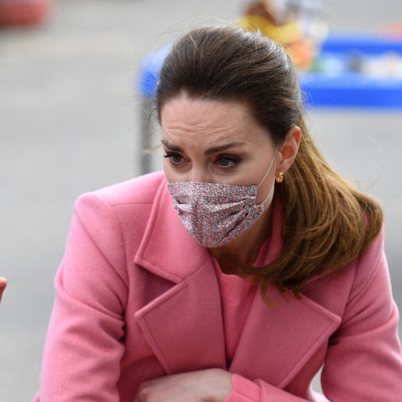 Le prince William, duc de Cambridge, et Kate Middleton, duchesse de Cambridge, visitent l'école "School 21" à Londres, le 11 mars 2021.