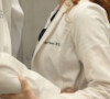 Jesse Williams (Jackson Avery) et Sarah Drew (April Kepner) dans "Grey's Anatomy" (TF1-ABC).