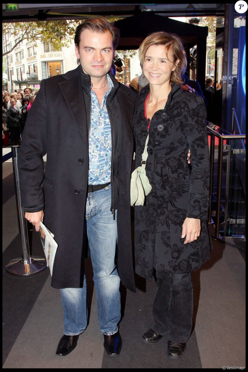 Clovis Cornillac et sa femme Caroline Proust - Première des films "Mesrine : l'instinct de mort" et "Mesrine : l'ennemi public n°1" au cinéma UGC Normandie.