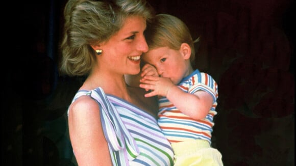 Prince Harry raconte la mort de sa maman, Diana : "Ça a laissé un trou béant en moi"