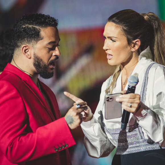 Exclusif - Vitaa et Slimane à l'enregistrement de l'émission "Tous ensemble pour la musique" pour la fête de la musique 2020 à l'AccorHotels Arena à Paris le 18 juin 2020. © Cyril Moreau / Veeren Ramsamy / Bestimage
