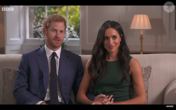 Meghan Markle et le prince Harry lors de leur interview à la BBC pour l'annonce de leurs fiançailles.