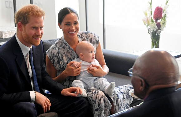 Le prince Harry, duc de Sussex, et Meghan Markle, duchesse de Sussex, avec leur fils Archie ont rencontré l'archevêque Desmond Tutu et sa femme à Cape Town, Afrique du Sud. Le 25 septembre 2019 