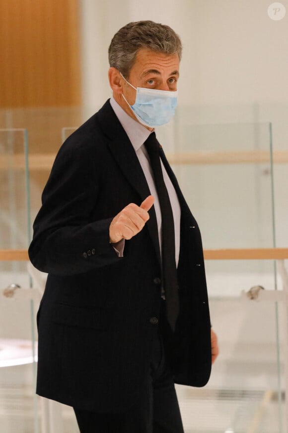 Nicolas Sarkozy - Sorties du dernier jour des plaidoiries du procès des "écoutes téléphoniques" (affaire Bismuth) au Tribunal de Paris. Le 10 décembre 2020 © Christophe Clovis / Bestimag