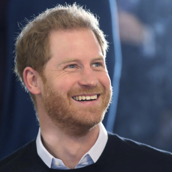 Le prince Harry, duc de Sussex, a rencontré les membres et les volontaires du centre "Streatham Youth and Community Trust's John Corfield" à Londres. Le 19 février 2019