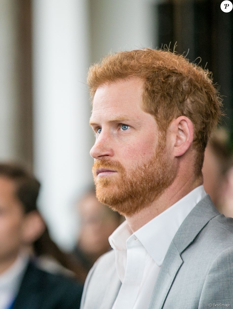 Le prince Harry, duc de Sussex, participe à une conférence de presse annonçant un nouveau partenariat entre Booking.com, SkyScanner, CTrip, TripAdvisor et Visa, à la ADAM Tower à Amsterdam, aux Pays-Bas le 3 septembre 2019.