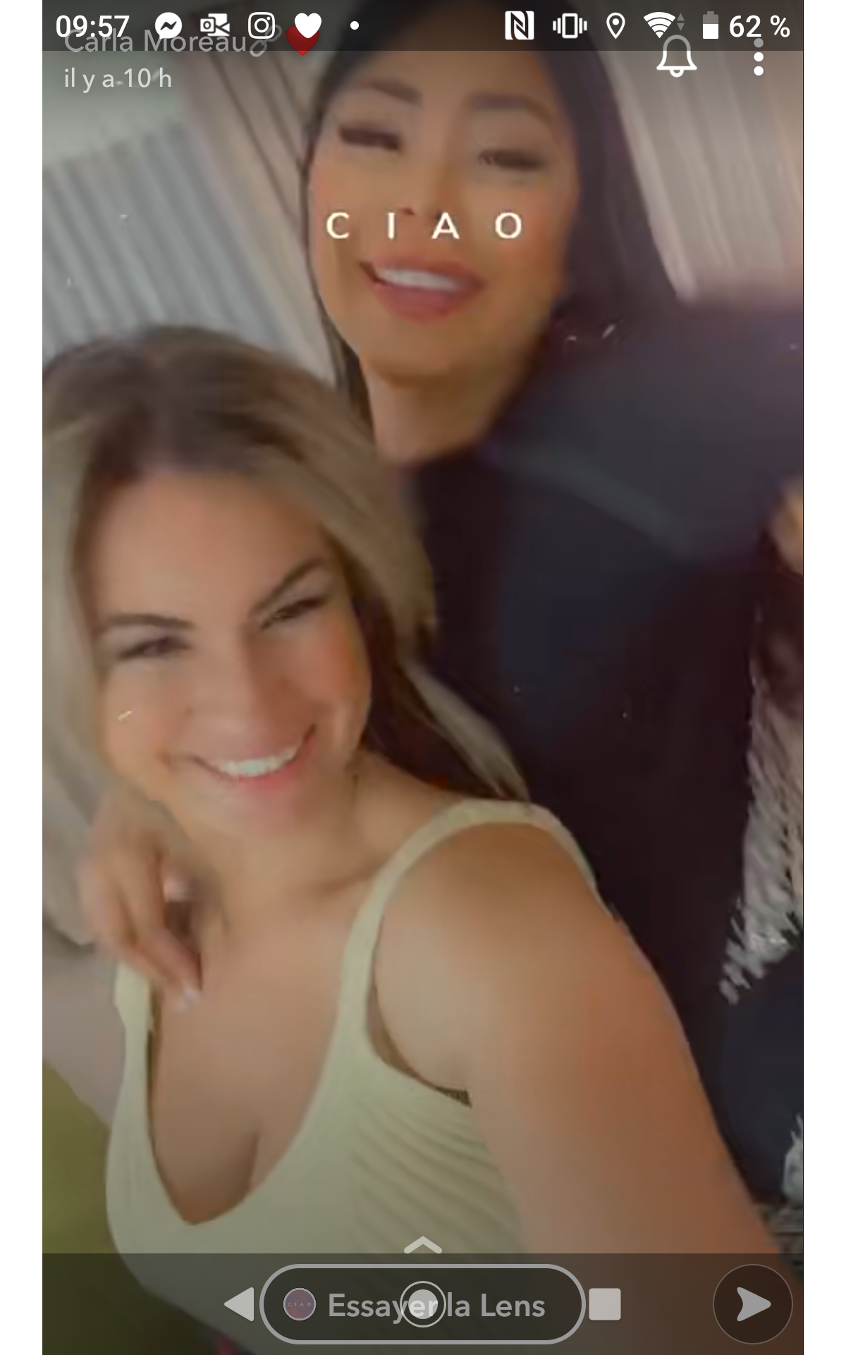 Photo : Carla Moreau et Maeva Ghennam complices sur Snapchat, le 29 mars  2021 - Purepeople