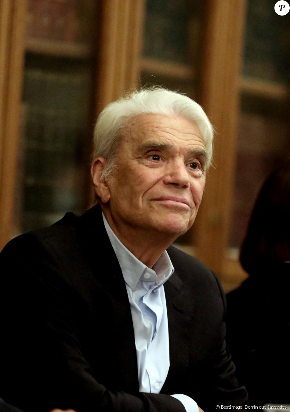 Info du 4 avril 2021 Bernard Tapie et sa femme Dominique violentés chez eux lors d'un cambriolage - Info du 19 mars 2021 - La justice belge fait perquisitionner deux domiciles de Bernard Tapie en France - Exclusif - Bernard Tapie intervient lors de la promotion 2020 de la conférence des avocats du barreau de Paris, 11ème séance du premier tour, à la bibliothèque de l'ordre à Paris. Le 7 septembre 2020. © Dominique Jacovides / Bestimage
