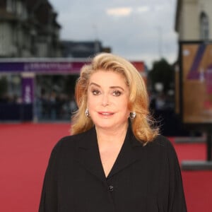 Catherine Deneuve à la première de "Music of My Life", suivi d'un hommage rendu aux 25 ans de la compétition lors du 45ème Festival du Cinéma Américain de Deauville, le 7 septembre 2019. © Denis Guignebourg/Bestimage