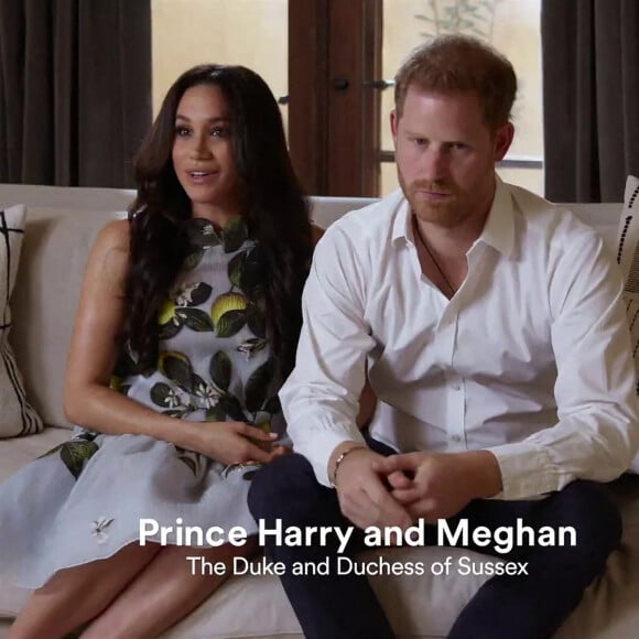Le prince Harry et Meghan Markle (Robe Oscar de la Renta), duc et duchesse de Sussex, font leur première apparition en podcast sur Spotify depuis l'annonce de la deuxième grossesse de Meghan le 22 février 2021.