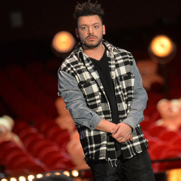 Exclusif - Kev Adams au livestream "CamKev Comedy and Songs" diffusé sur la plateforme de streaming Gigson.live, au théâtre Mogador. Paris, France, le 5 avril 2021. © Veeren/Bestimage