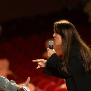 Exclusif - Camille Lellouche et Kev Adams au livestream "CamKev Comedy and Songs" diffusé sur la plateforme de streaming Gigson.live, au théâtre Mogador. Paris, France, le 5 avril 2021. © Veeren/Bestimage