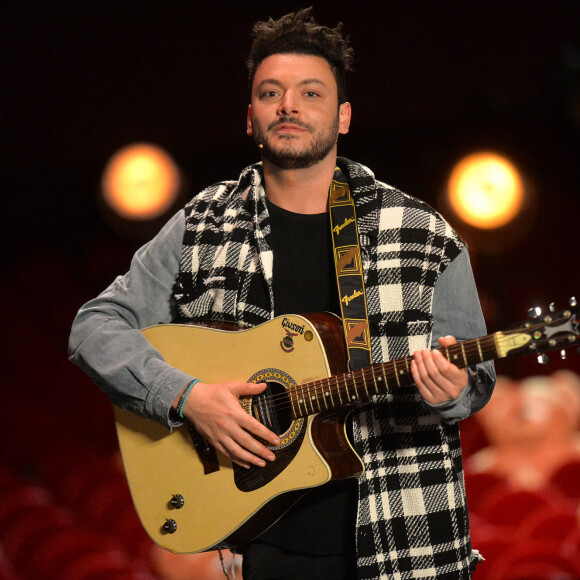 Exclusif - Kev Adams au livestream "CamKev Comedy and Songs" diffusé sur la plateforme de streaming Gigson.live, au théâtre Mogador. Paris, France, le 5 avril 2021. © Veeren/Bestimage