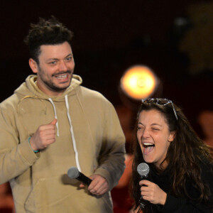 Exclusif - Camille Lellouche et Kev Adams en répétition pour le livestream "CamKev Comedy and Songs", au théâtre Mogador. Paris, France, le 5 avril 2021. © Veeren/Bestimage
