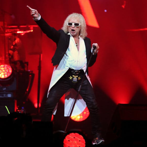 Exclusif - Michel Polnareff lors de son concert à la patinoire de Mériadeck à Bordeaux, France, le 30 novembre 2016.  © Patrick Bernard-Quentin Salinier/Bestimage