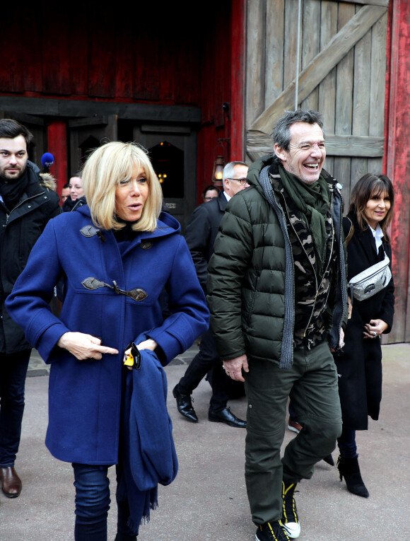 Brigitte Macron, Tristan Bromet et Jean-Luc Reichmann à Disneyland Paris. Le 29 janvier 2020. © Dominique Jacovides/Bestimage