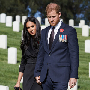 Le prince Harry et Meghan Markle au cimetière national de Los Angeles, huit après leur départ de la monarchie. Photo by Lee Morgan/PA Photos