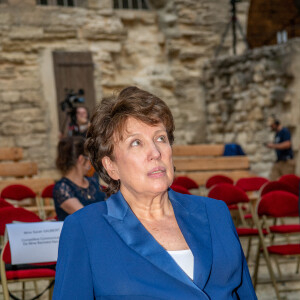 Roselyne Bachelot, ministre de la Culture en déplacement en Avignon pour une visite du Palais des Papes. © Patrick Carpentier / Bestimage