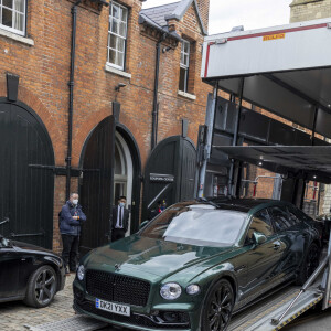 Des Bentley livrées pour les funérailles du prince Philip, duc d'Edimbourg, samedi, au château de Windsor, Royaume Uni, le 13 avril 2021.