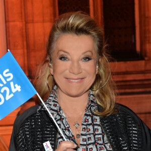 Exclusif - Sheila - Concert "Paris, À nous les Jeux!" pour fêter l'attribution des Jeux Olympiques et Paralympiques d'été 2024 sur la place de l'hôtel de ville de Paris, France, le 15 septembre 2017. © Veeren/Bestimage