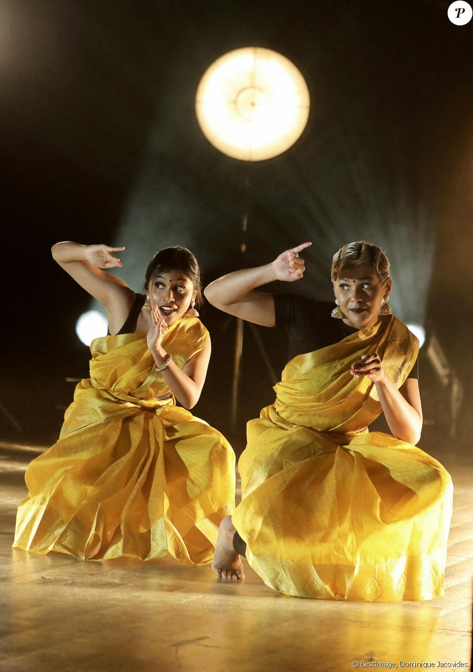 Exclusif - Usha Jey et Orlane Dédé lors de l'enregistrement de "L'émission : Spéciale On danse chez vous" présentée par Daphné Bürki et Raphaël Yem qui sera diffusée le 24 Avril sur FranceTV. Paris le 21 avril 2021. © Dominique Jacovides / Bestimage