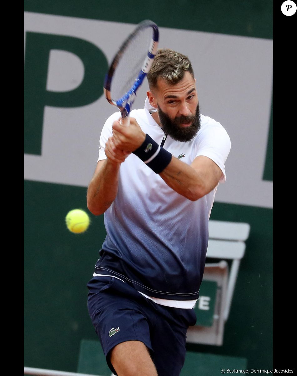 Info - Benoît Paire privé des JO de Tokyo pour "comportements profondément déplacés" - Benoit Paire se qualifie pour le deuxième tour des internationaux de tennis de Roland-Garros à Paris face au coréen Soonwoo Kwon (7-5, 6-4, 6-4) le 27 septembre 2020. © Dominique Jacovides / Bestimage