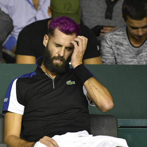 Info - Benoît Paire privé des JO de Tokyo pour "comportements profondément déplacés" - Le français Benoît Paire éliminé (6-4, 6-4) au premier tour du tournoi Rolex Paris Masters par le hongrois Márton Fucsovics à l'Accor Hotels Arena à Paris, FRance, le 30 octobre 2018. Le Français a une nouvelle couleur de cheveux: un rose fuchsia. © Pierre Perusseau/Bestimage