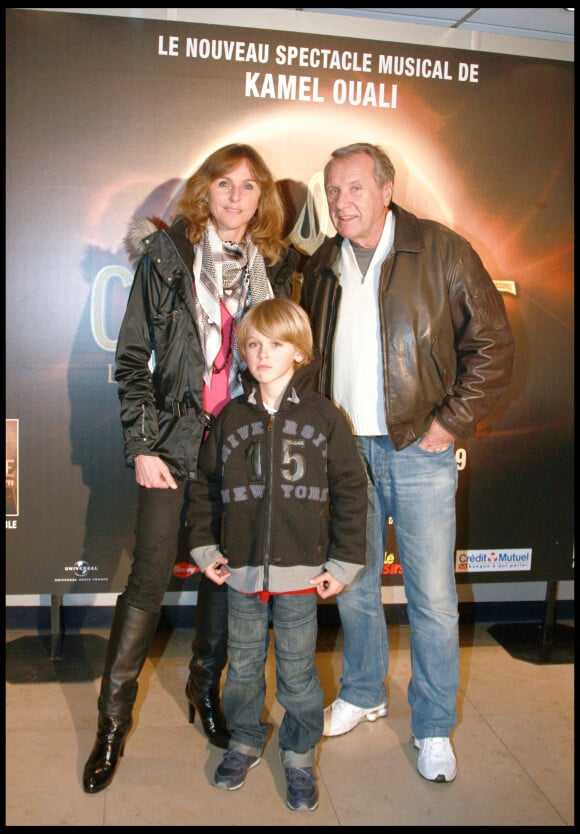 Yves Rénier, Karin et son fils Oscar au Palais des Sports à Paris