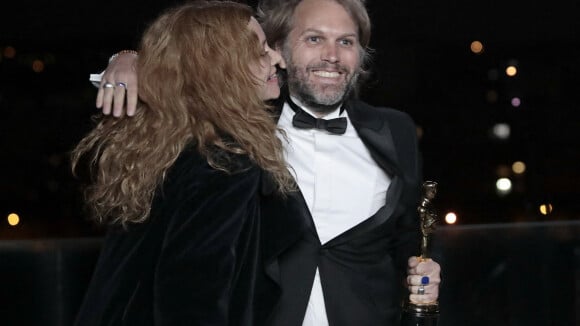 Florian Zeller célèbre son Oscar avec son épouse Marine Delterme