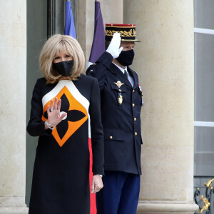 La Première Dame, Brigitte Macron, au palais de l'Elysée à Paris, France. © Stéphane Lemouton/Bestimage