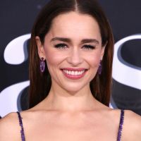 Emilia Clarke : Son image utilisée dans son dos, elle réclame 5 millions de dollars !