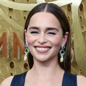 Emilia Clarke - Les célébrités assistent à la cérémonie des Emmy Awards à Los Angeles, le 22 septembre 2019. 