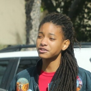 Exclusif - Willow Smith et son supposé petit ami Tyler Cole se baladent dans les rues de Calabasas, le 25 janvier 2018