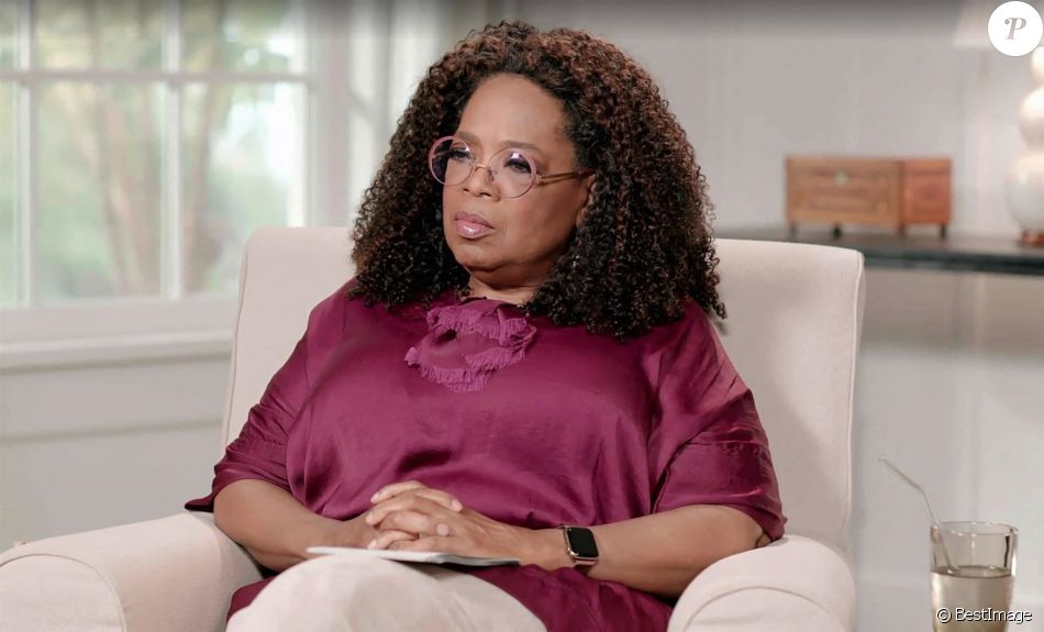 Elliot Page se confie à Oprah Winfrey, après son coming out transgenre dans l'émission "The Oprah Conversation". Los Angeles. Le 28 avril 2021.