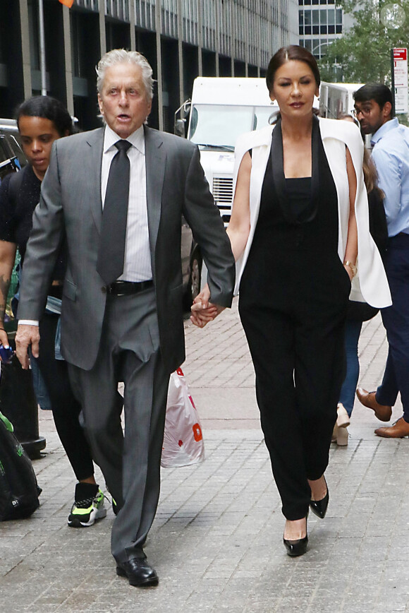 Michael Douglas et sa femme Catherine Zeta-Jones lors d'un dîner au Paley Center for Media à New York. Le 12 septembre 2019.