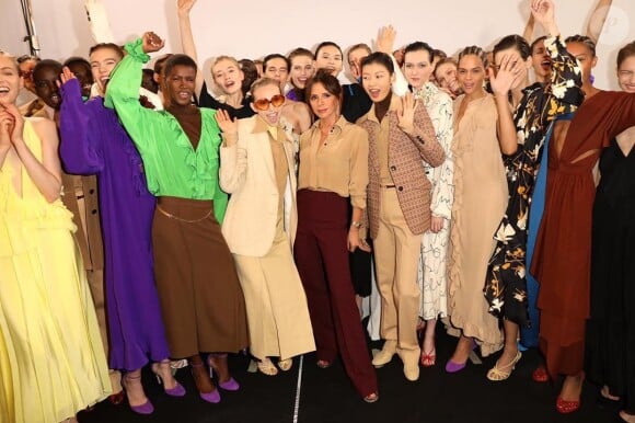 Victoria Beckham s'est montrée sceptique sur l'organisation d'un futur défilé de mode, trop onéreux pour sa marque.