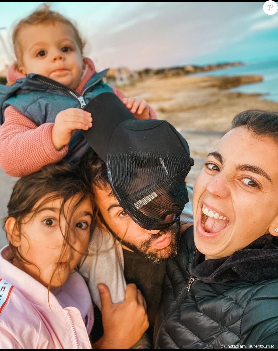 Laurent Ournac avec ses enfants Capucine et Léon, et sa femme Ludivine, Instagram, le 11 octobre 2020