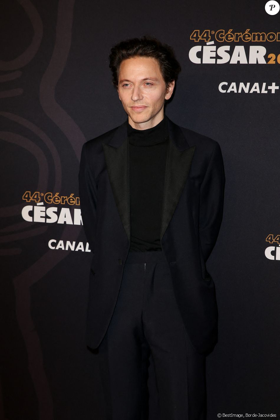 Le chanteur Raphaël - Photocall de la 44e cérémonie des César à la salle Pleyel à Paris. Le 22 février 2019. © Borde-Jacovides / Bestimage