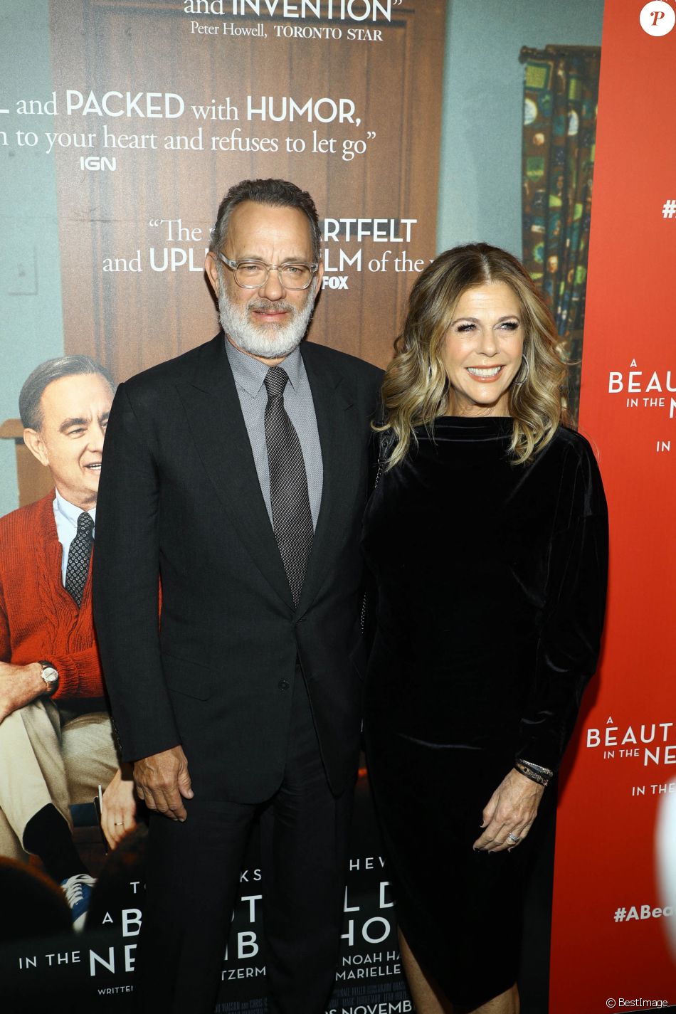 Tom Hanks et sa femme Rita Wilson - Premiere du film "A Beautiful Day In The Neighborhood" à New York le 17 novembre 2019.