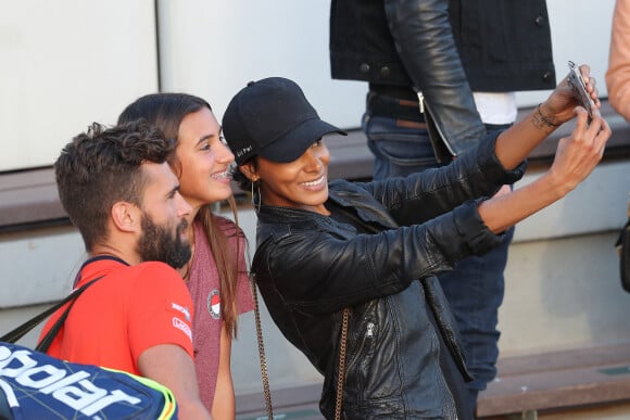 La chanteuse Shy'm est venue soutenir son compagnon Benoît Paire lors des internationaux de tennis de Roland Garros à Paris le 4 juin 2017. © Dominique Jacovides-Cyril Moreau/Bestimage